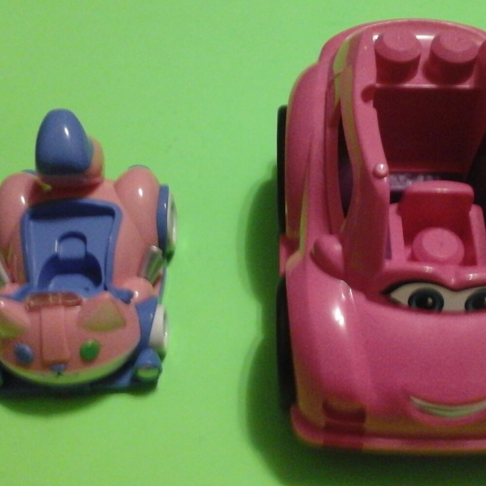 Mega Bloks Catie Convertible Pink Car Lego & Ryan's world